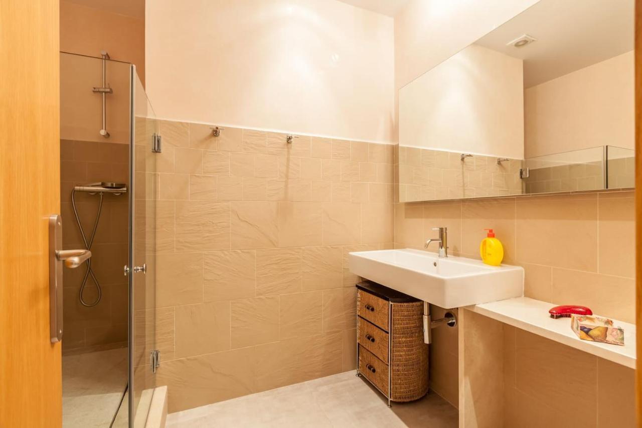 Apartamento Con Encanto En El Barrio De Santa Cruz Sevilla Kültér fotó
